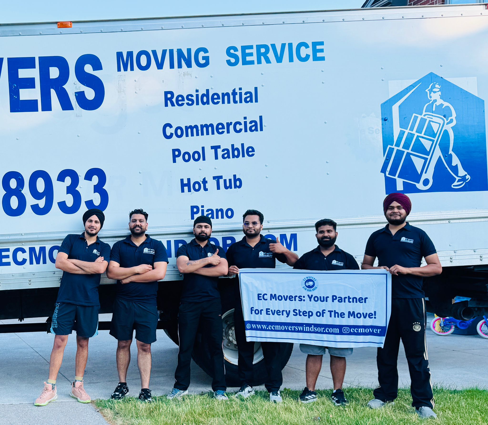 EC Movers Ltd team